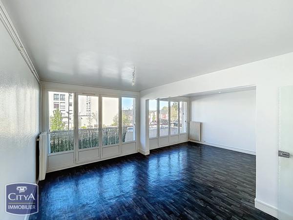 Appartement à vendre 4 pièces 77.47m² Lucé (28110)