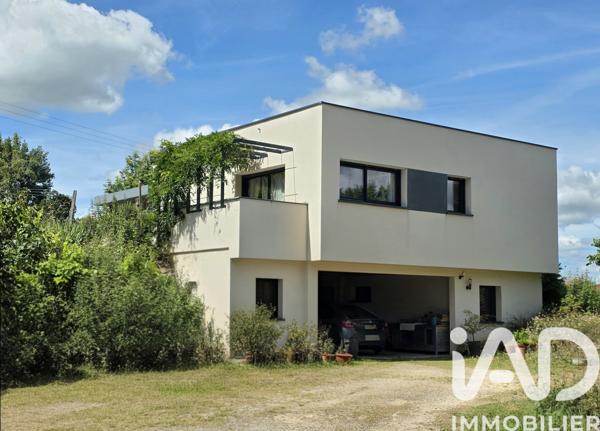 Maison à vendre 4 pièces 130 m² Saint-Vincent-du-Pendit