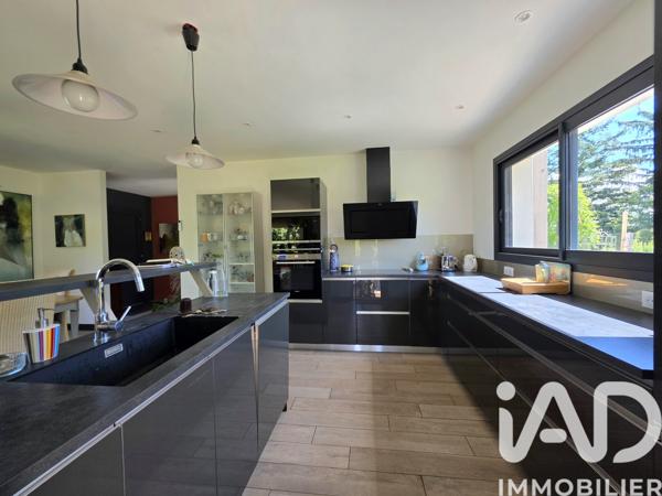 Maison à vendre 4 pièces 130 m² Saint-Vincent-du-Pendit