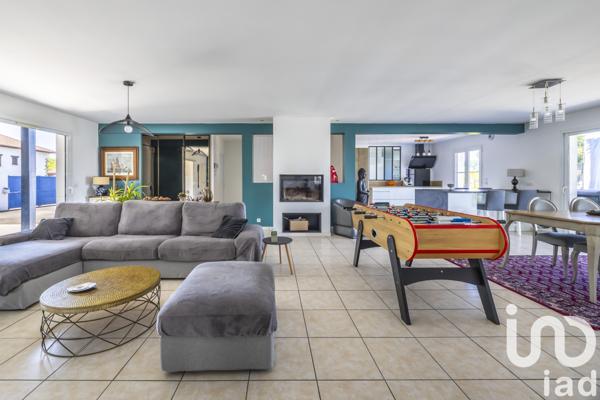 Maison à vendre 7 pièces 249 m² Mouguerre