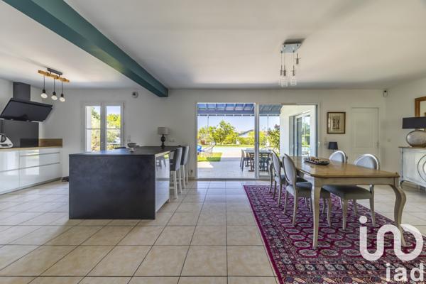 Maison à vendre 7 pièces 249 m² Mouguerre
