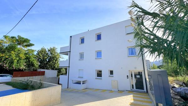 Appartement Lucciana 2 pièce(s) 42.30 m2 + Garage