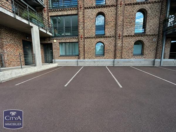 Appartement à vendre 4 pièces 154m² Cambrai (59400)