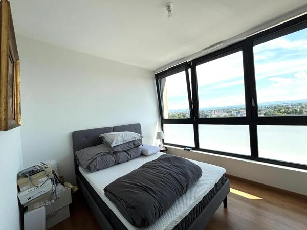 Appartement à louer 3 pièces 56.65m² Montbéliard (25200)