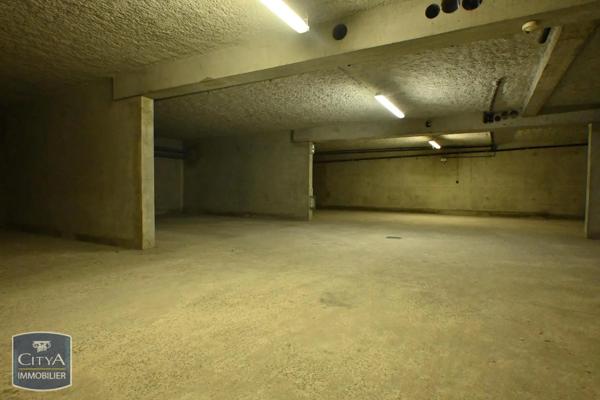 Local professionnel à vendre