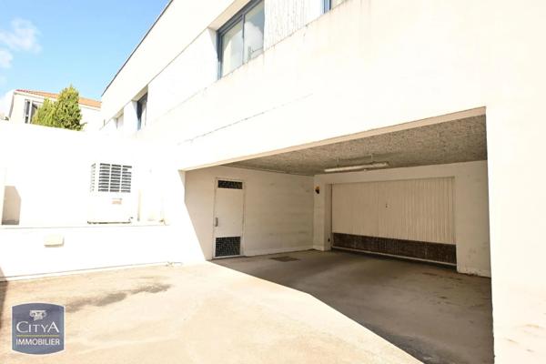 Local professionnel à vendre