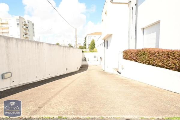 Local professionnel à vendre