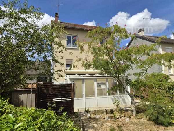 À vendre à Bourges, quartier Vauvert (rue Pierre de Coubertin).