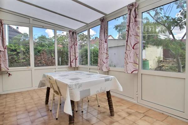 À vendre à Bourges, quartier Vauvert (rue Pierre de Coubertin).