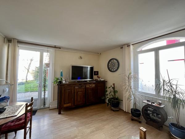 Maison à vendre à Saint-Pardoux-la-Rivière (24470) - Dordogne
