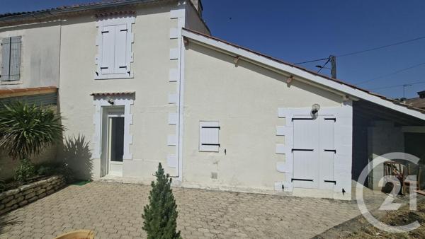 Maison à vendre  4 pièces - 88 m 2   ANGOULEME  - 16