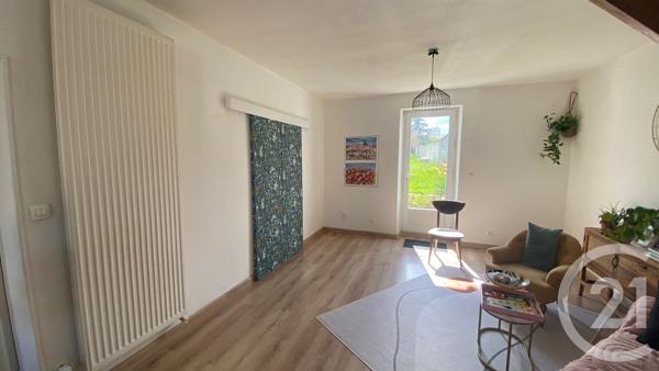 Maison à vendre  4 pièces - 88 m 2   ANGOULEME  - 16