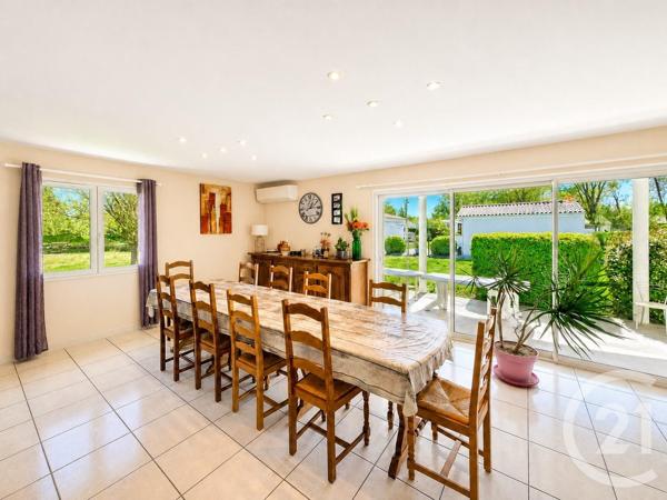 Maison à vendre  4 pièces - 125 m 2   CIVRAC EN MEDOC  - 33