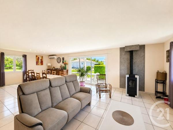 Maison à vendre  4 pièces - 125 m 2   CIVRAC EN MEDOC  - 33