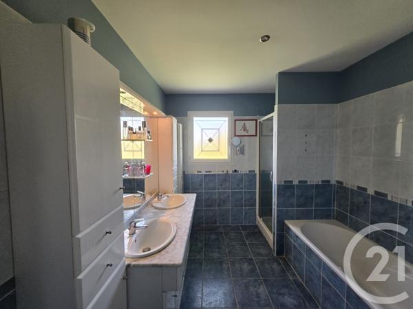 Maison à vendre  4 pièces - 125 m 2   CIVRAC EN MEDOC  - 33