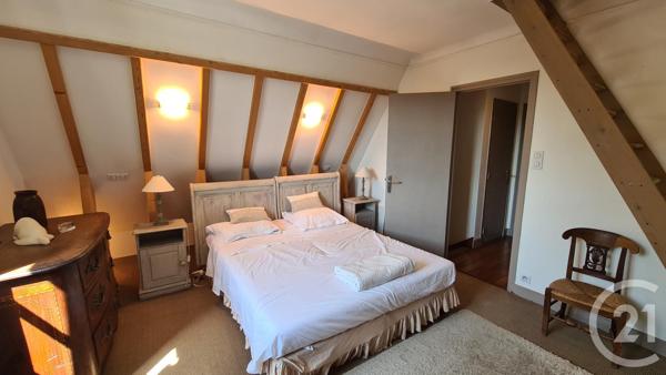 Maison à vendre  5 pièces - 105 m 2   SARLAT LA CANEDA  - 24