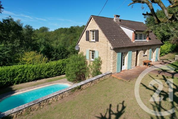 Maison à vendre  5 pièces - 105 m 2   SARLAT LA CANEDA  - 24