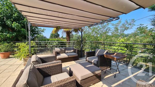 Maison à vendre  5 pièces - 105 m 2   SARLAT LA CANEDA  - 24