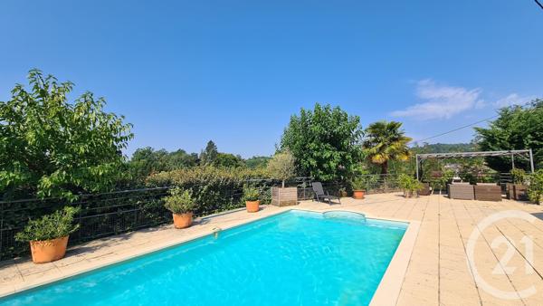 Maison à vendre  5 pièces - 105 m 2   SARLAT LA CANEDA  - 24