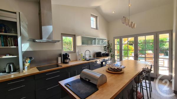 Maison à vendre  5 pièces - 105 m 2   SARLAT LA CANEDA  - 24