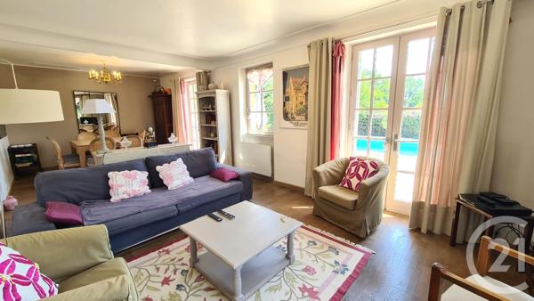 Maison à vendre  5 pièces - 105 m 2   SARLAT LA CANEDA  - 24