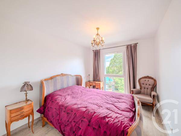 Appartement F3 à vendre  3 pièces - 61,89 m 2   DAX  - 40