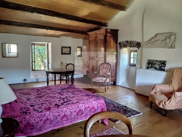 Maison d'exception à Val-d'Aigoual avec vue panoramique