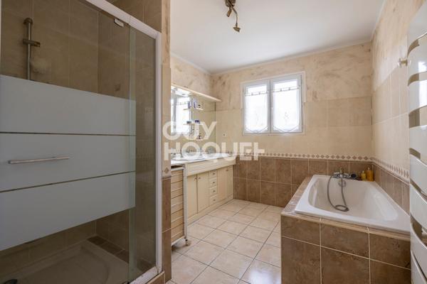 Plain pied avec piscine