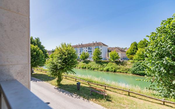 Appartement à vendre    2 pièces • 43,72 m2 Château-Thierry
