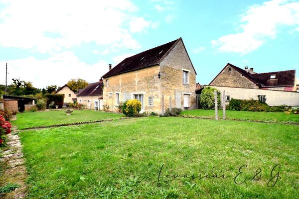ANGY 60250 - Longère  4 chambres 185m² sur environs 1000m² de terrain