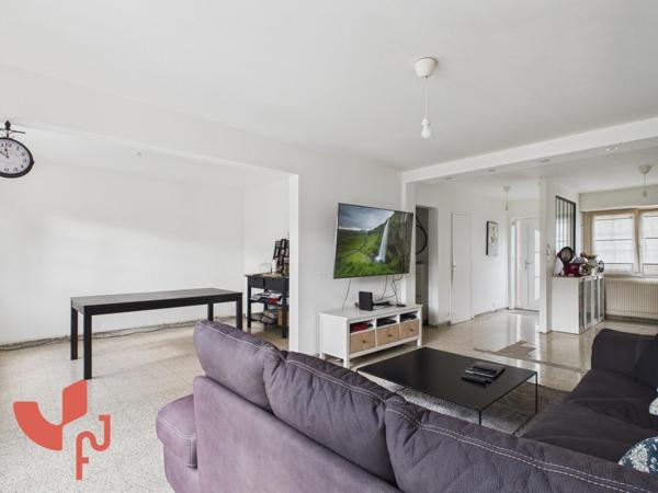 maison semi-individuelle, 4ch, garage et parking