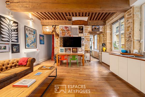 Appartement de caractère entièrement rénové au coeur de la Presqu’île