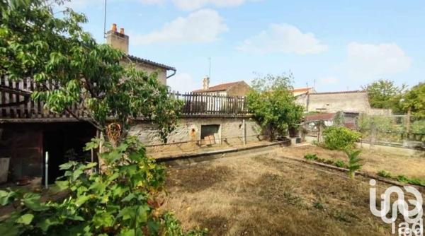 Maison à vendre 4 pièces 105 m² Gençay