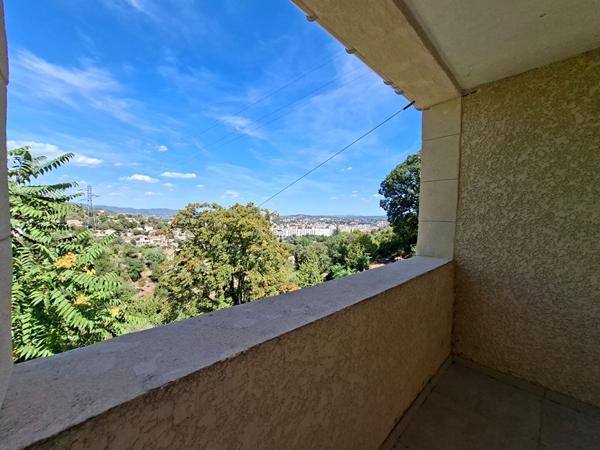 A VENDRE - Maison 6 pièce(s) 168 m2 située à Alès