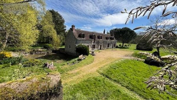Maison à vendre à Luynes dans l'Indre-et-Loire (37230), ref : 999/3766   
LUYNES