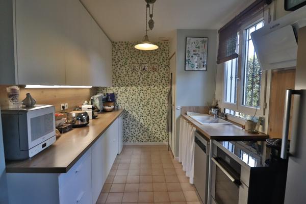 Maison de campagne, 4 chambres, au calme - garage