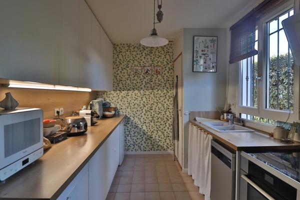 Maison de campagne, 4 chambres, au calme - garage