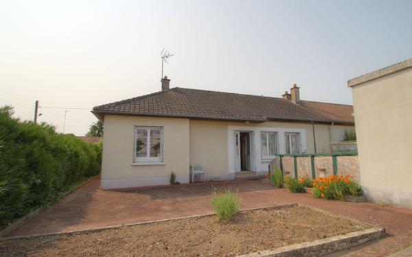 Maison à vendre    3 pièces • 69,55 m2 Saint-Jean-de-la-Ruelle