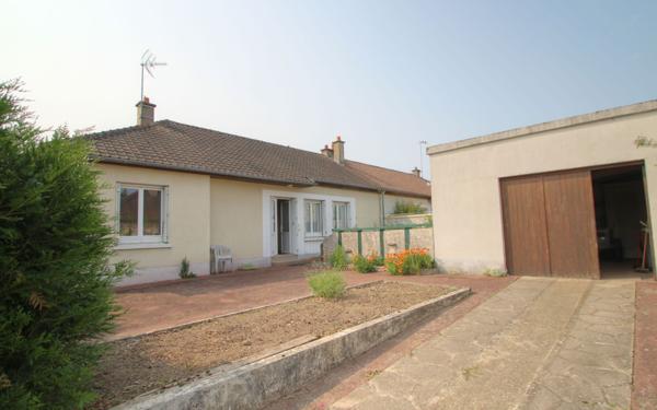 Maison à vendre    3 pièces • 69,55 m2 Saint-Jean-de-la-Ruelle