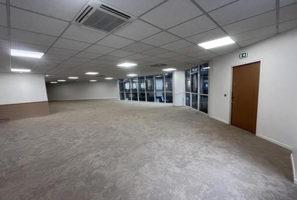 Location Bureau 188 77200 Torcy 793246