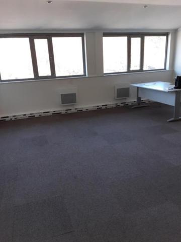 Location Bureau 67 77420 Champs Sur Marne 809523