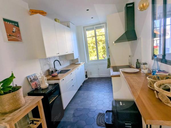 Magnifique T3 Boulevard Meusnier de Querlon Parking+ Cave+ Grenier - 44000 Nantes - Réf 290