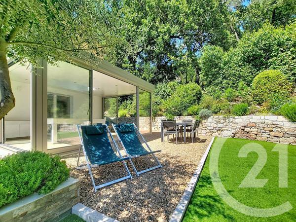 Maison à vendre  6 pièces - 128 m 2   DRAGUIGNAN  - 83