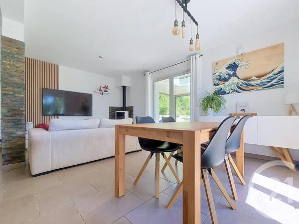 Maison à vendre  6 pièces - 128 m 2   DRAGUIGNAN  - 83