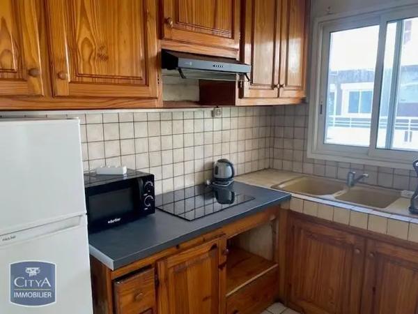 Appartement à louer 3 pièces 57.96m² Saint-Pierre (97410)
