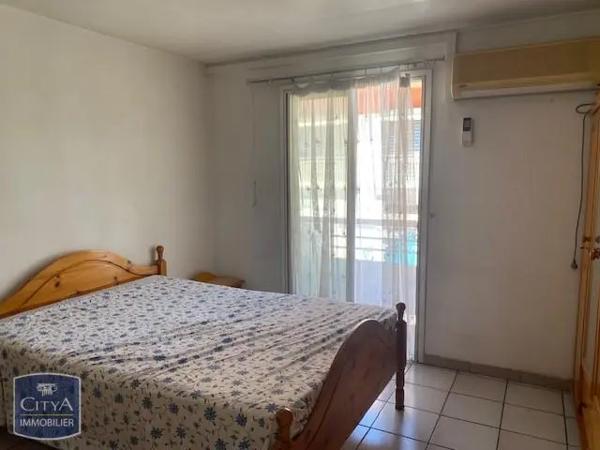 Appartement à louer 3 pièces 57.96m² Saint-Pierre (97410)