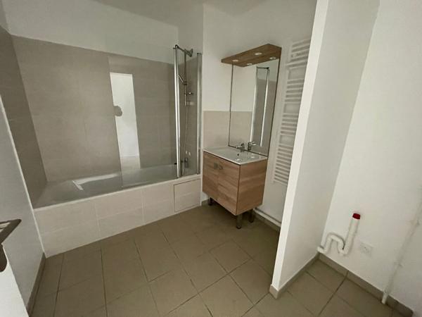 33238 LEOGNAN - Appartements Programme neuf 3 pièces à louer