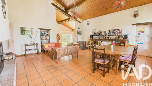 Maison à vendre 7 pièces 264,26 m² Léguevin