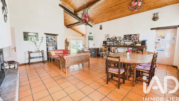 Maison à vendre 7 pièces 264,26 m² Léguevin