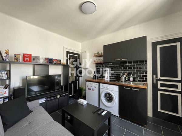 Charmant studio avec vue dégagée - Dernier étage - Gambetta